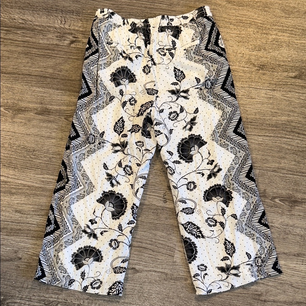 Anthropologie ett:twa Black White Floral Boho Cropped Pants Women’s S - Picture 9 of 9